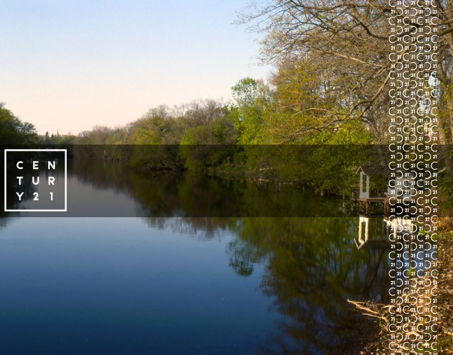 Hundred acre pond Mendon Ponds Park